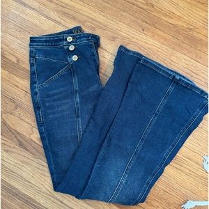 High Rise Flare Jeans Sz 29x32